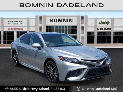 2024 Toyota Camry SE