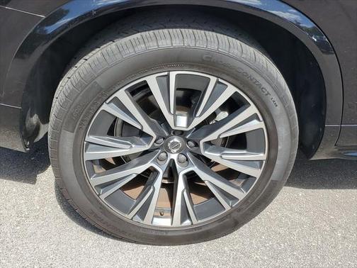 2020 Volvo XC90 T5 Momentum