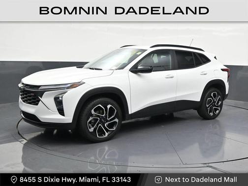 Summit White 2025 Chevrolet Trax 2RS