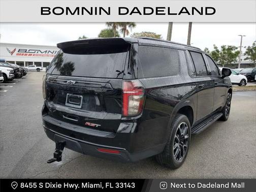 2023 Chevrolet Suburban RST