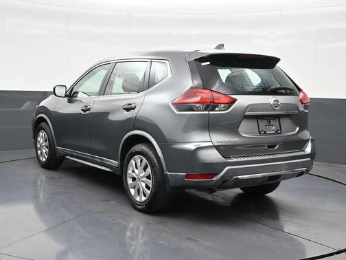 Gun Metallic 2018 Nissan Rogue S