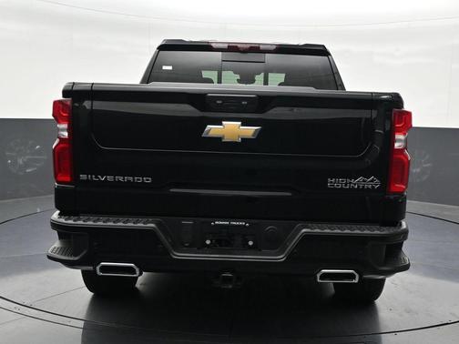 Black 2025 Chevrolet Silverado 1500 High Country
