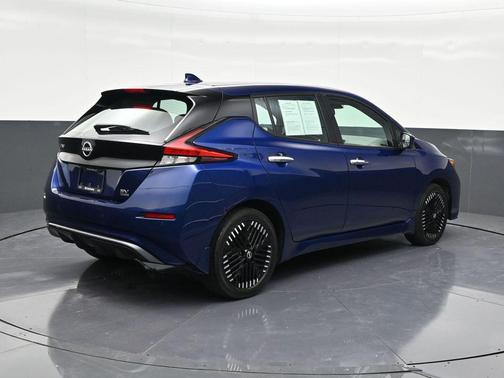 2023 Nissan Leaf SV Plus