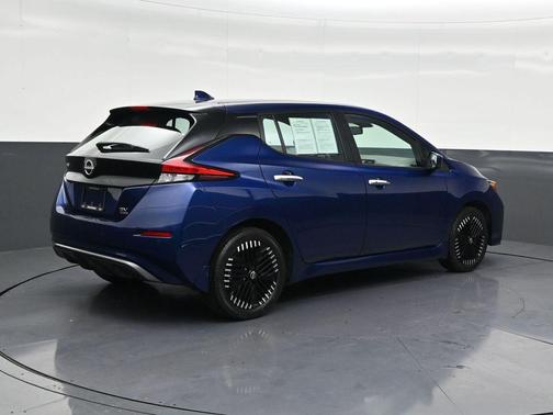 2023 Nissan Leaf SV Plus