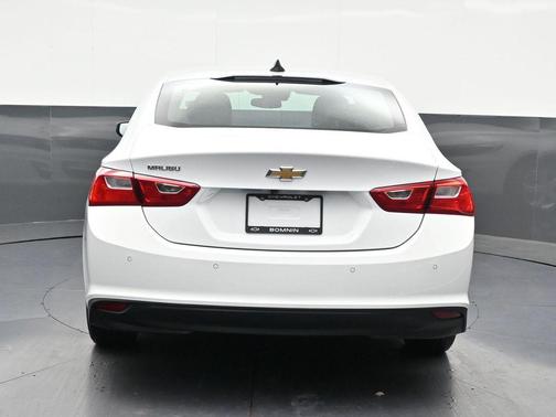 Summit White 2024 Chevrolet Malibu 1LS