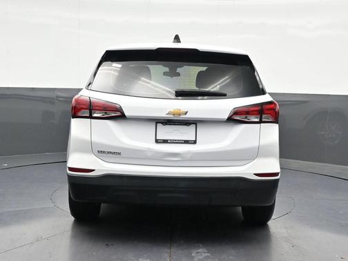 Summit White 2023 Chevrolet Equinox LS