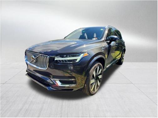 2023 Volvo XC90 Recharge Plug-In Hybrid Ultimate