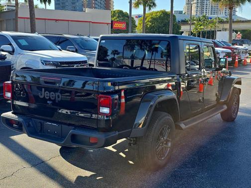 2025 Jeep Gladiator Sport S
