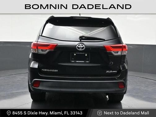 2019 Toyota Highlander SE