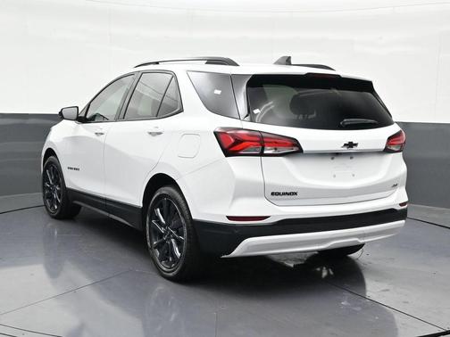 Summit White 2024 Chevrolet Equinox RS