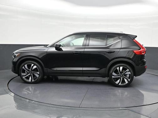 2023 Volvo XC40 Ultimate