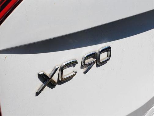 2021 Volvo XC90 T6 Inscription