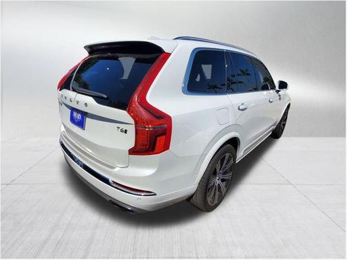 2021 Volvo XC90 T6 Inscription
