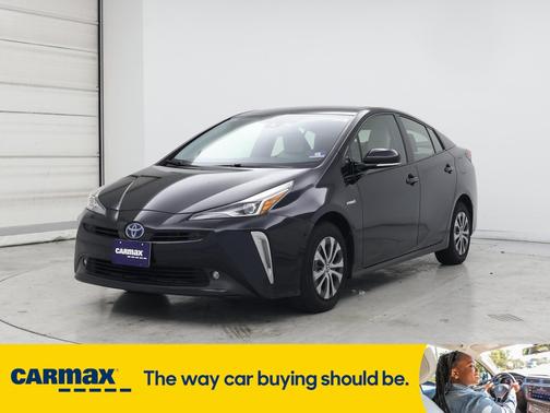2019 Toyota Prius XLE