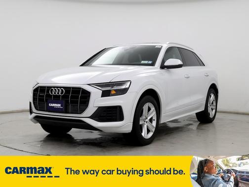 2019 Audi Q8 Premium