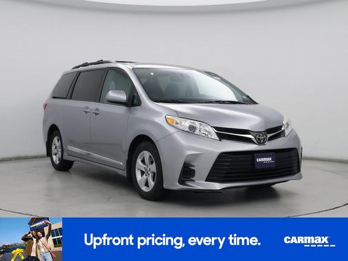 2018 Toyota Sienna LE