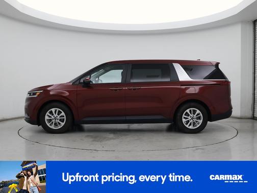 2022 Kia Carnival LX