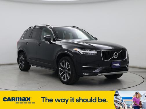 2018 Volvo XC90 T6 Momentum
