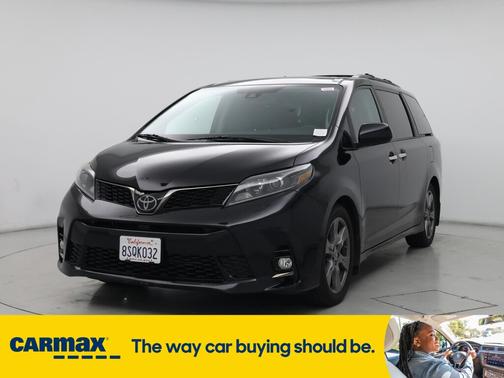 2020 Toyota Sienna SE