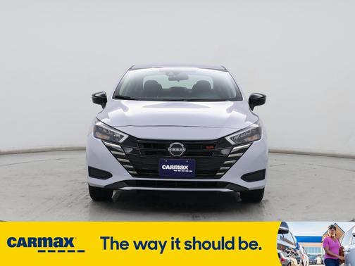 2023 Nissan Versa SR