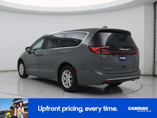 Gray 2023 Chrysler Pacifica Touring L