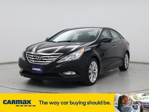 2013 Hyundai SONATA SE