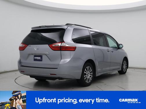 2018 Toyota Sienna XLE