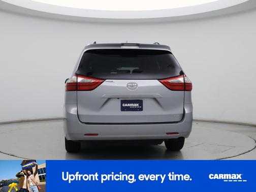 2018 Toyota Sienna XLE