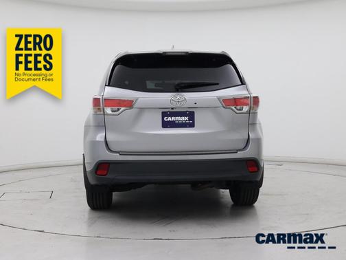 Silver 2016 Toyota Highlander XLE