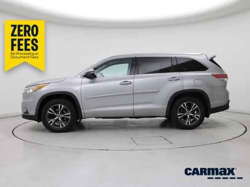 Silver 2016 Toyota Highlander XLE