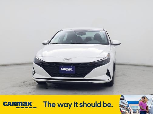 2021 Hyundai ELANTRA SE