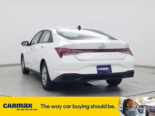 2021 Hyundai ELANTRA SE