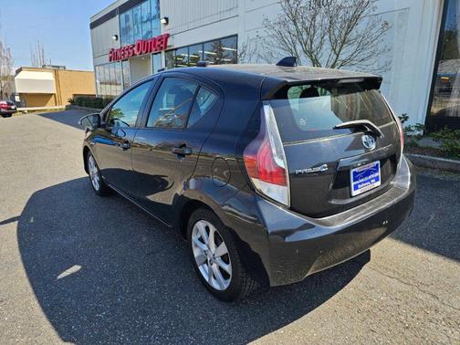 2016 Toyota Prius c Four