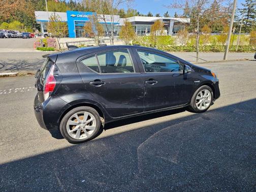 2016 Toyota Prius c Four