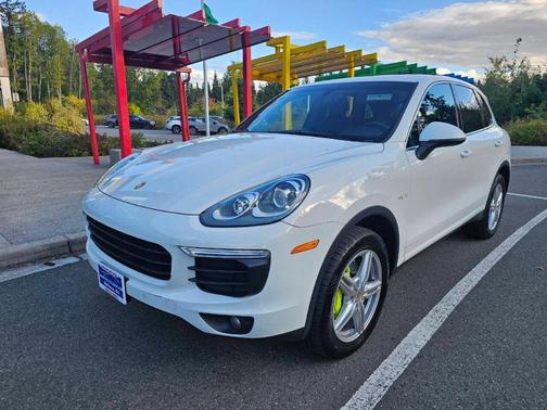 2016 Porsche Cayenne S