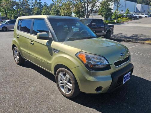 2011 Kia Soul +