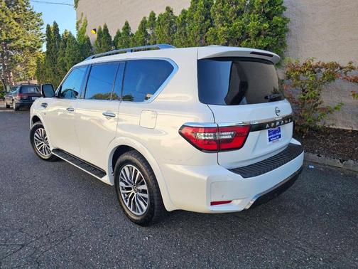 2022 Nissan Armada SL