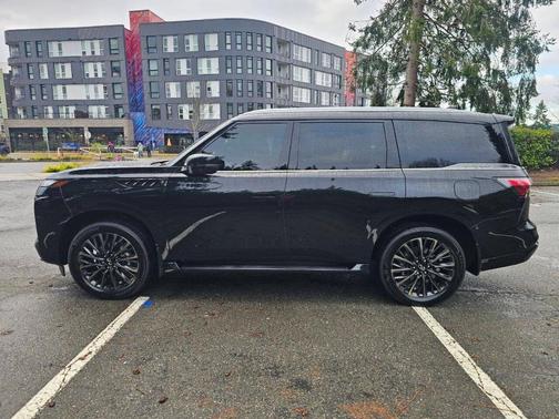 2025 INFINITI QX80 AUTOGRAPH