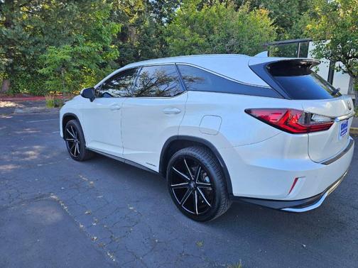 2022 Lexus RX 450hL Base