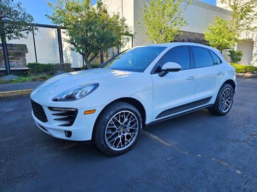 2016 Porsche Macan S