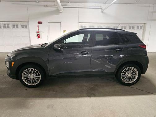 2020 Hyundai KONA SEL