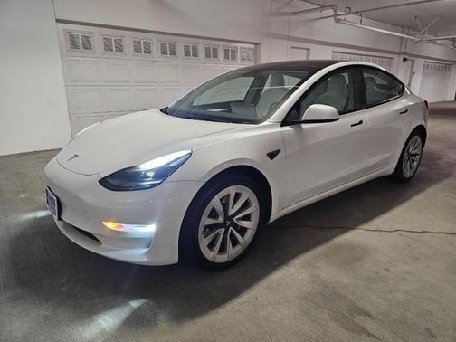 2022 Tesla Model 3 Long Range