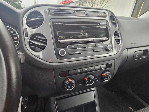 2013 Volkswagen Tiguan S
