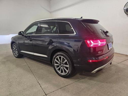 2017 Audi Q7 3.0T Premium Plus
