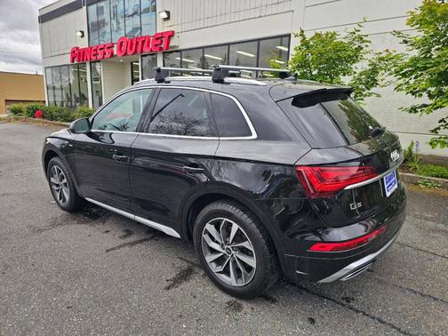 2022 Audi Q5 45 S line Premium Plus