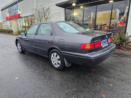 2000 Toyota Camry LE