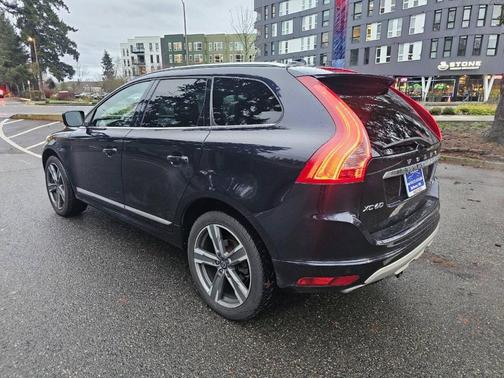 2017 Volvo XC60 T6 Dynamic