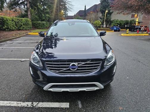 2017 Volvo XC60 T6 Dynamic