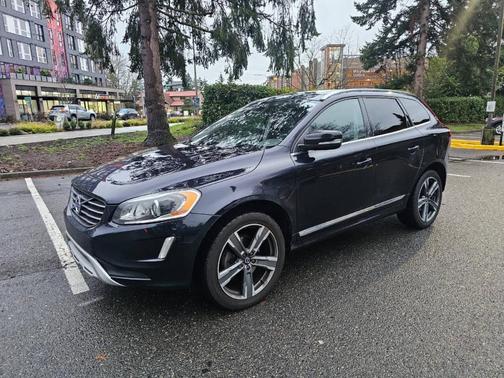 2017 Volvo XC60 T6 Dynamic