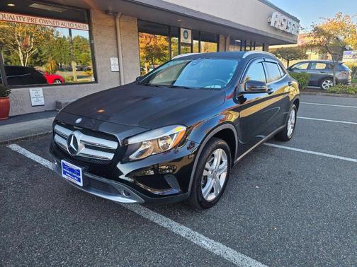 2017 Mercedes-Benz GLA 250 Base 4MATIC